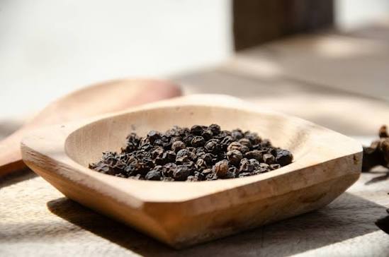 Black pepper piperine spice